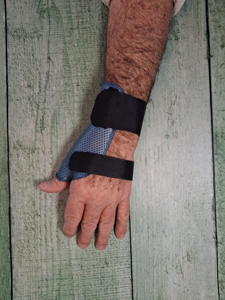 Orthèses thermoformées 3 poignet pouce courte dos